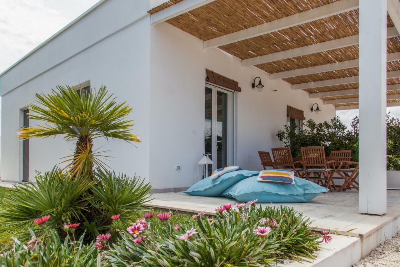 Villa Leomaris Torre dell'Orso Esterno foto