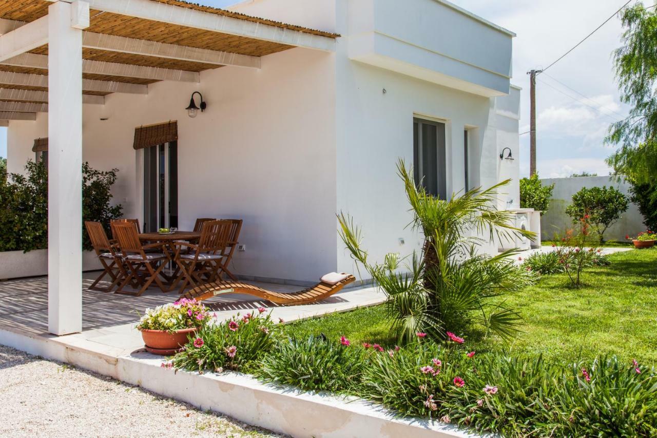 Villa Leomaris Torre dell'Orso Esterno foto